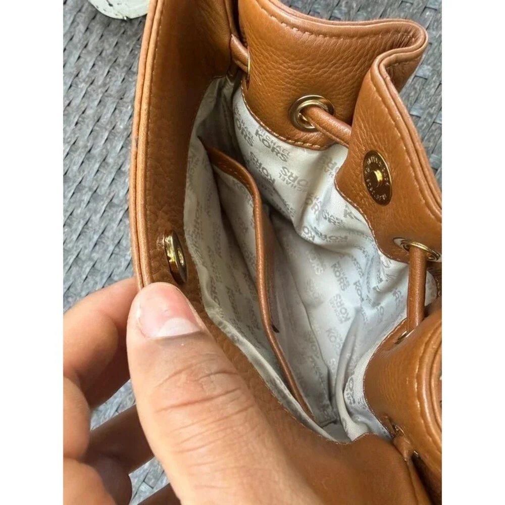 Michael Kors Jules Small Leather Bucket Crossbody Bag - Luggage Tan